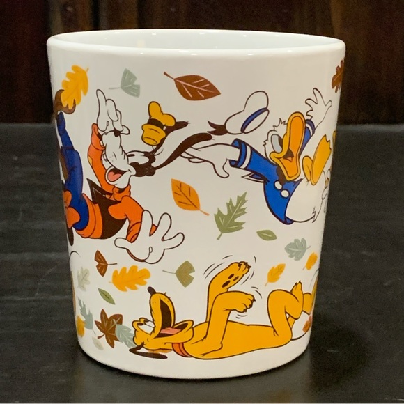 Mickey and Friends Harvest Hoopla Mug - Autumn Leaves Minnie Donald Goofy Pluto - Picture 4 of 12